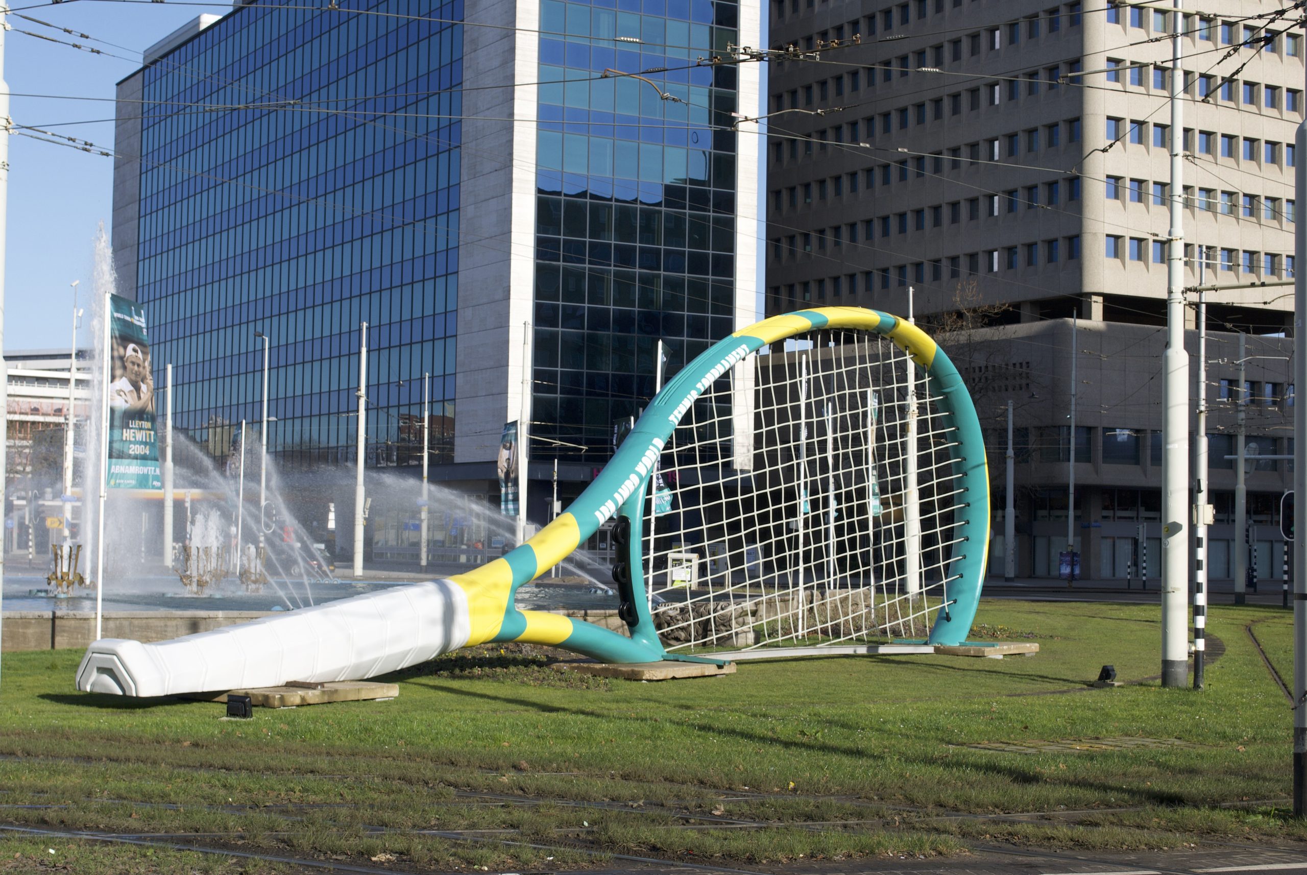 City dressing met giant tennisracket in Rotterdam